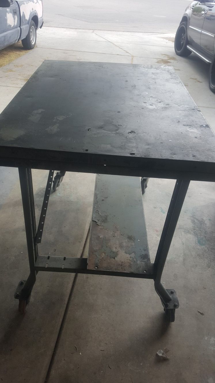 Metal table