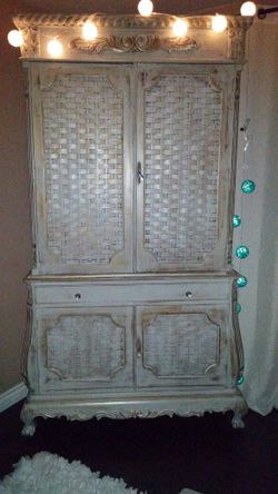 Armoire