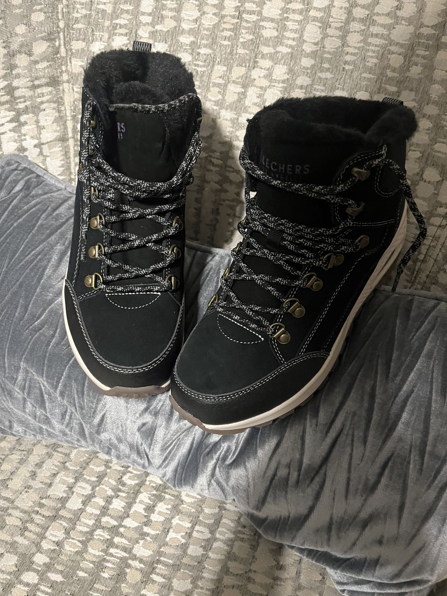 Sketchers Rugged Winter Boots
