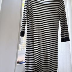 Banana Republic 100% Cotton Stripe Dress Size Medium Long Sleeve.