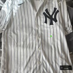 Brand New NY Yankees Juan Soto Jersey *small Cut*