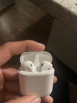 AirPods
