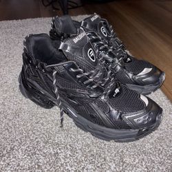 Black Balenciaga Runners