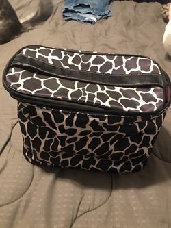 Makeup bag set