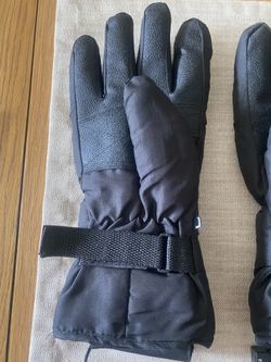 Heated Gloves Brand New