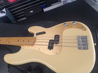 FENDER VINTERA 2 Precision bass 50's