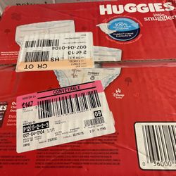 Dipers Huggies And Pampers Newborn 
