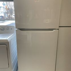 Frigidaire 30” Top Freezer-Bottom Refrigerator 