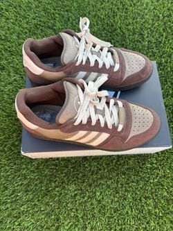 Adidas 2000s Compton st