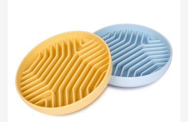 Slow feeder plates