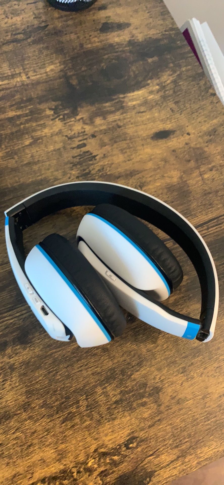 Foldable Wireless Noise cancellation NFC technology Headphones