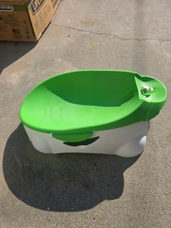 Infant shower tub