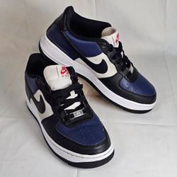Nike Air Force 1 Low 'Midnight Navy Black Mesh'. EUC
