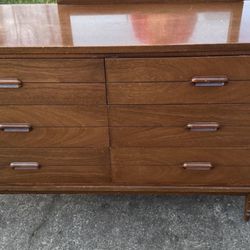 Vintage dresser