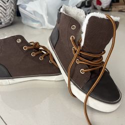 Ginboree Shows Like New / 1,5 Us Size