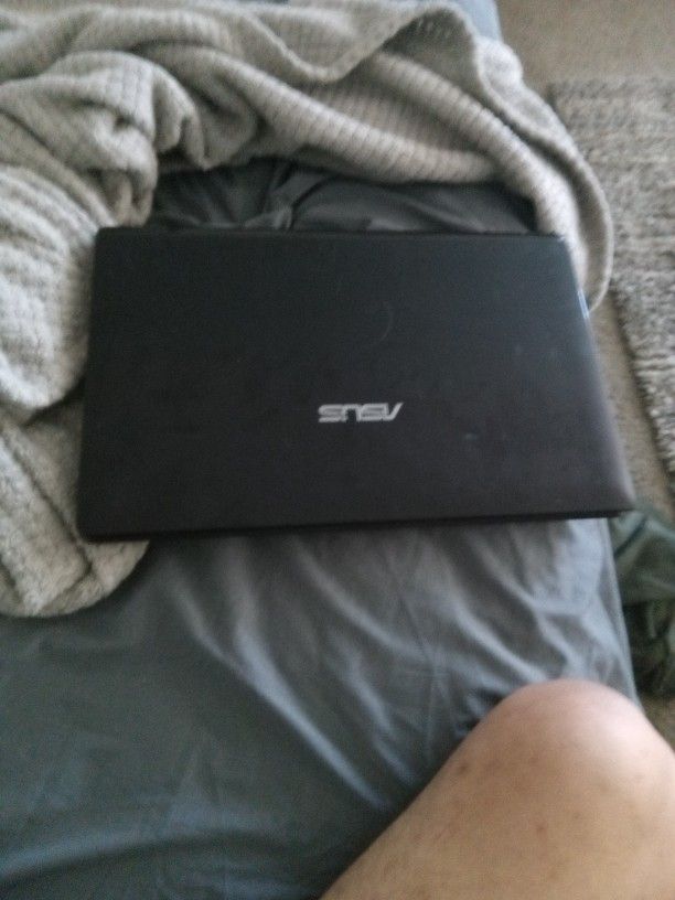 Laptops Make Offer