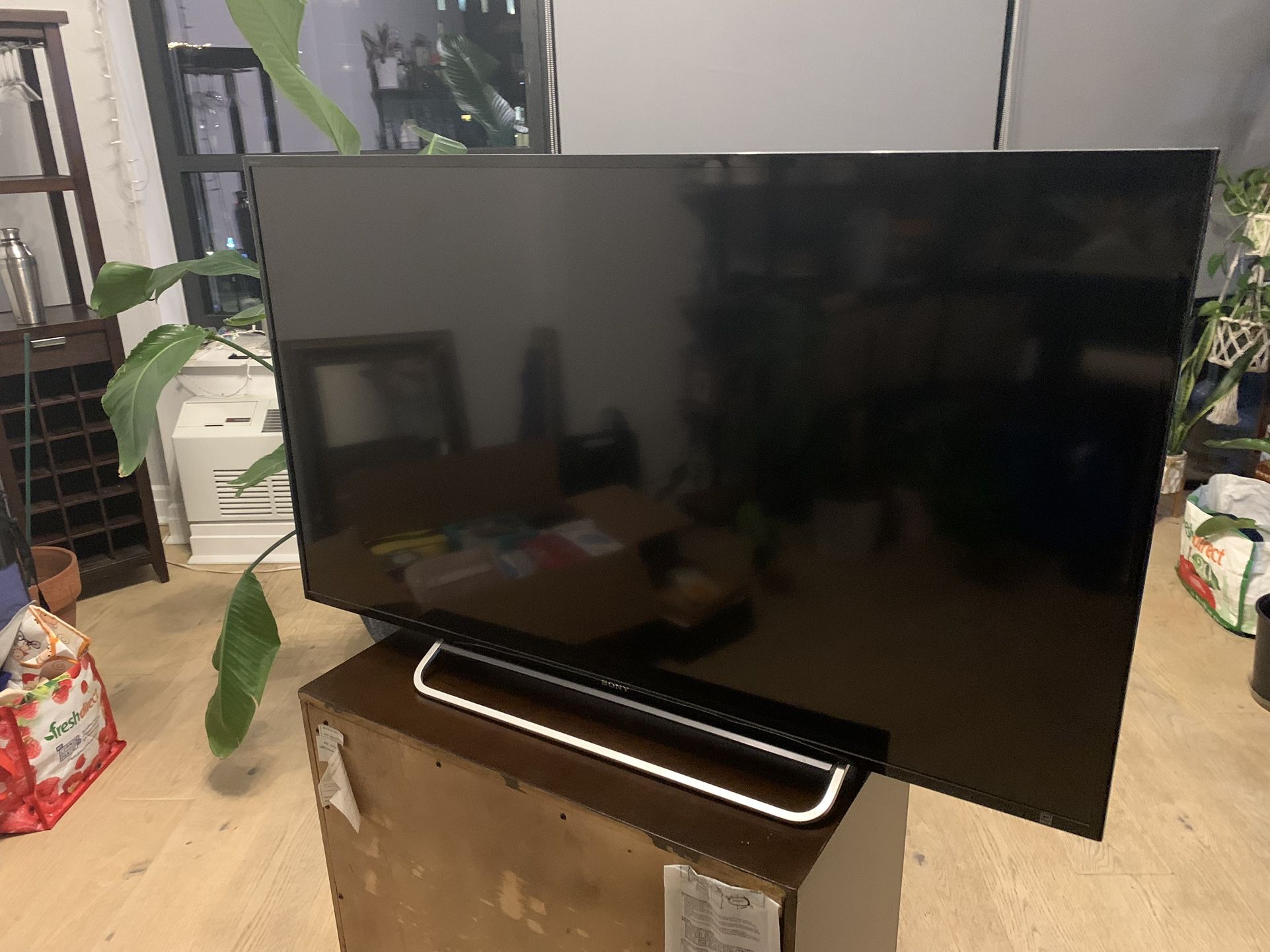 Television - Sony KDL 48W590B