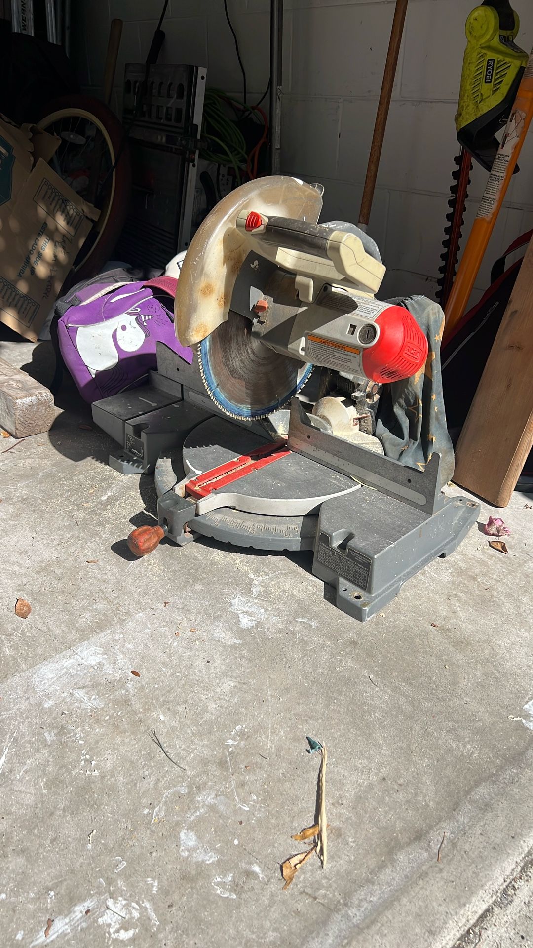 Saw
