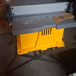 Table Saw For Sale And Multiple Blades 