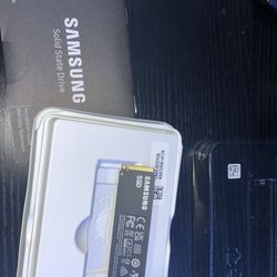 Samsung - 970 EVO Plus 2TB Internal SSD 