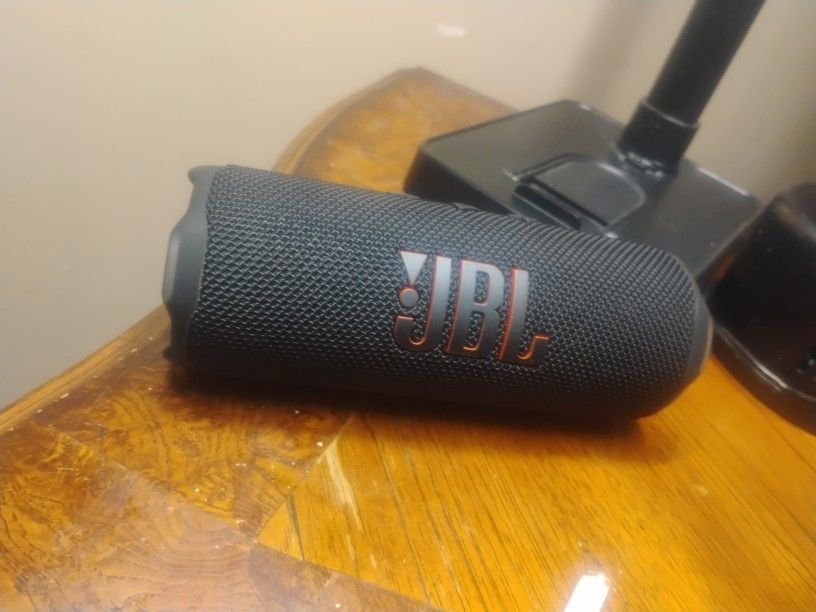 JBL Flip 7