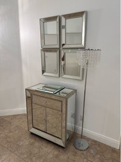 Elegant mirrored , high end chest of drawers