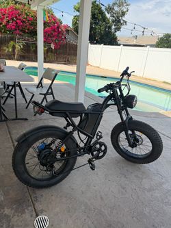 Fat Tire Electric Bike Moped Style