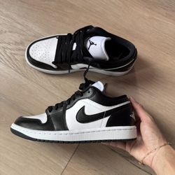 Women’s Air Jordan 1 Low Black And White Size 7