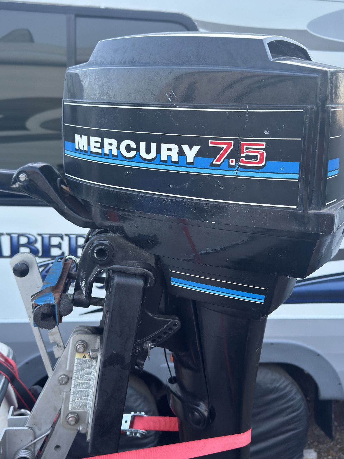 IMMACULATE 7.5 Hp Mercury Outboard motor. Literally under 30 Hours. Cash or Trade. Whatcha got?