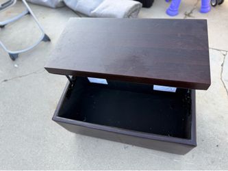 Storage trunk/coffee table