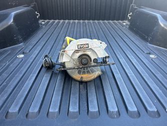 RYOBI 14 Amp 7-1/4 in. Circular Saw with Laser