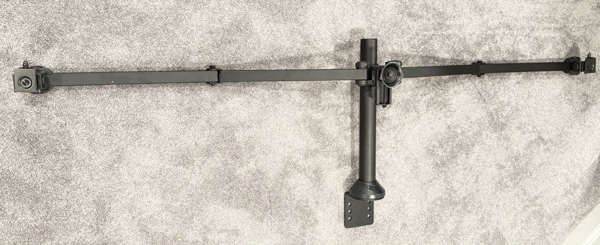 Triple Monitor Arm