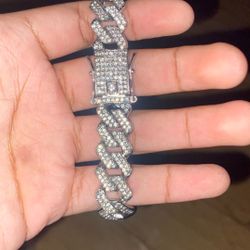 Cartice Diamond Bracelet 