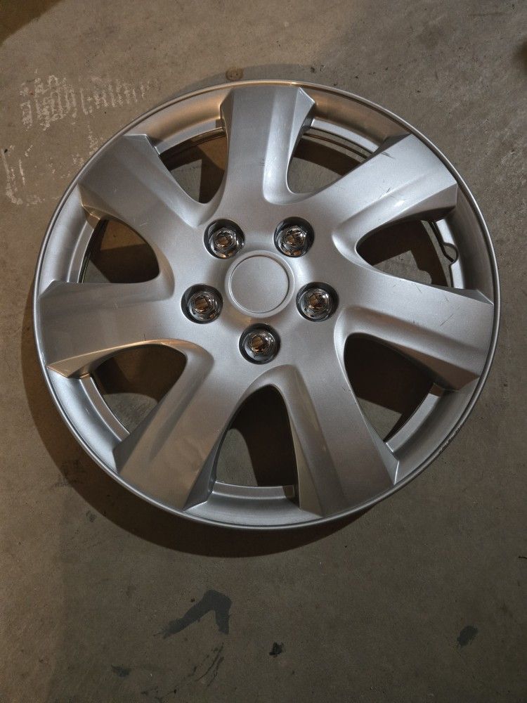 Toyota Hubcap 15in Just One 