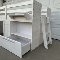 Max&Lily Solid Wood Twin Size Low Loft Bed Frame Modern Farmhouse Loft Bed White wash with Storage Drawer,Ladder for Kids 