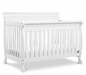 daVinci Kalani 4-in-1 Convertible Crib- White