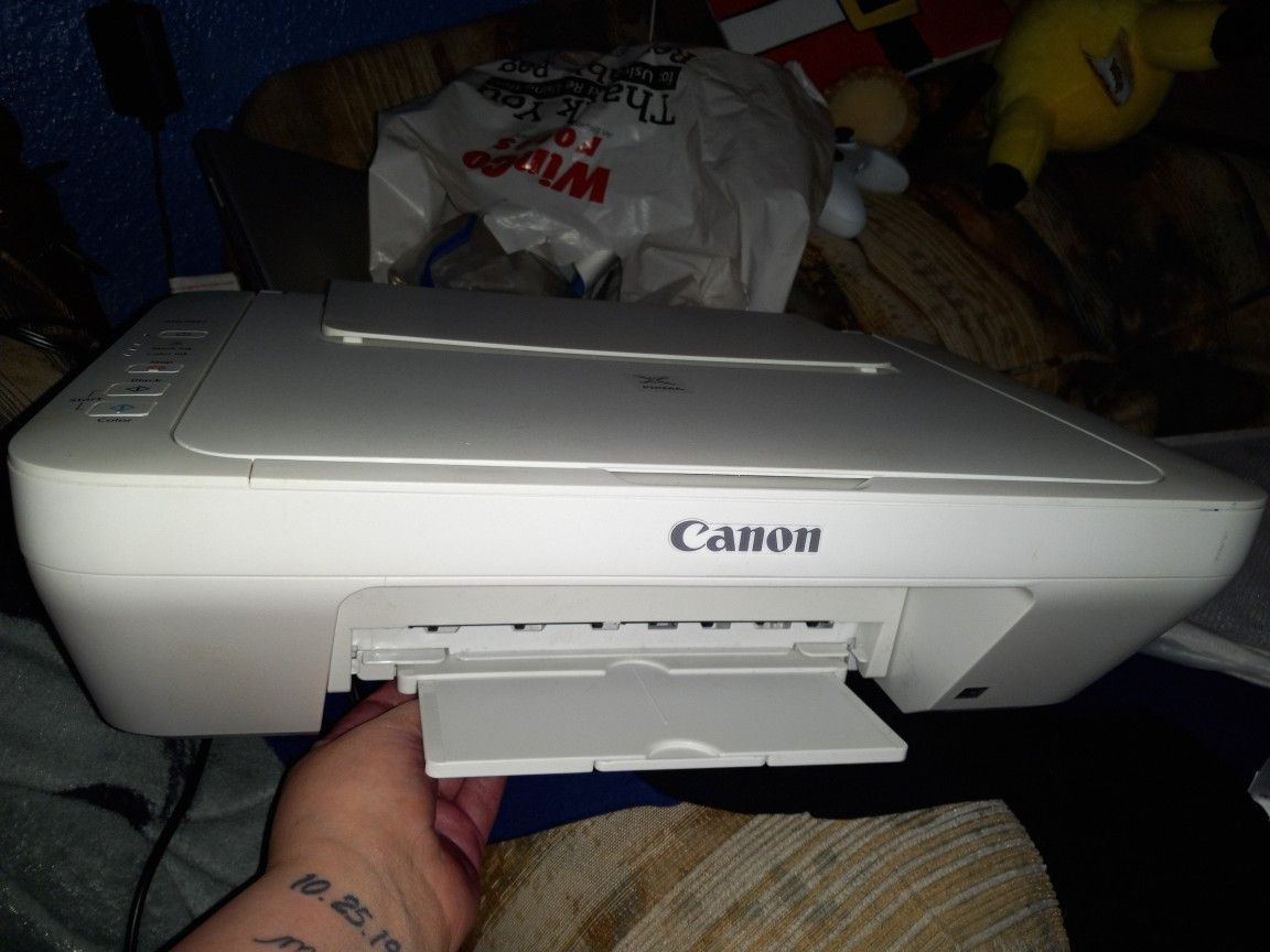 Cannon Pixma MG2522, Printer, Scanner, & Copier for Sale in Modesto, CA