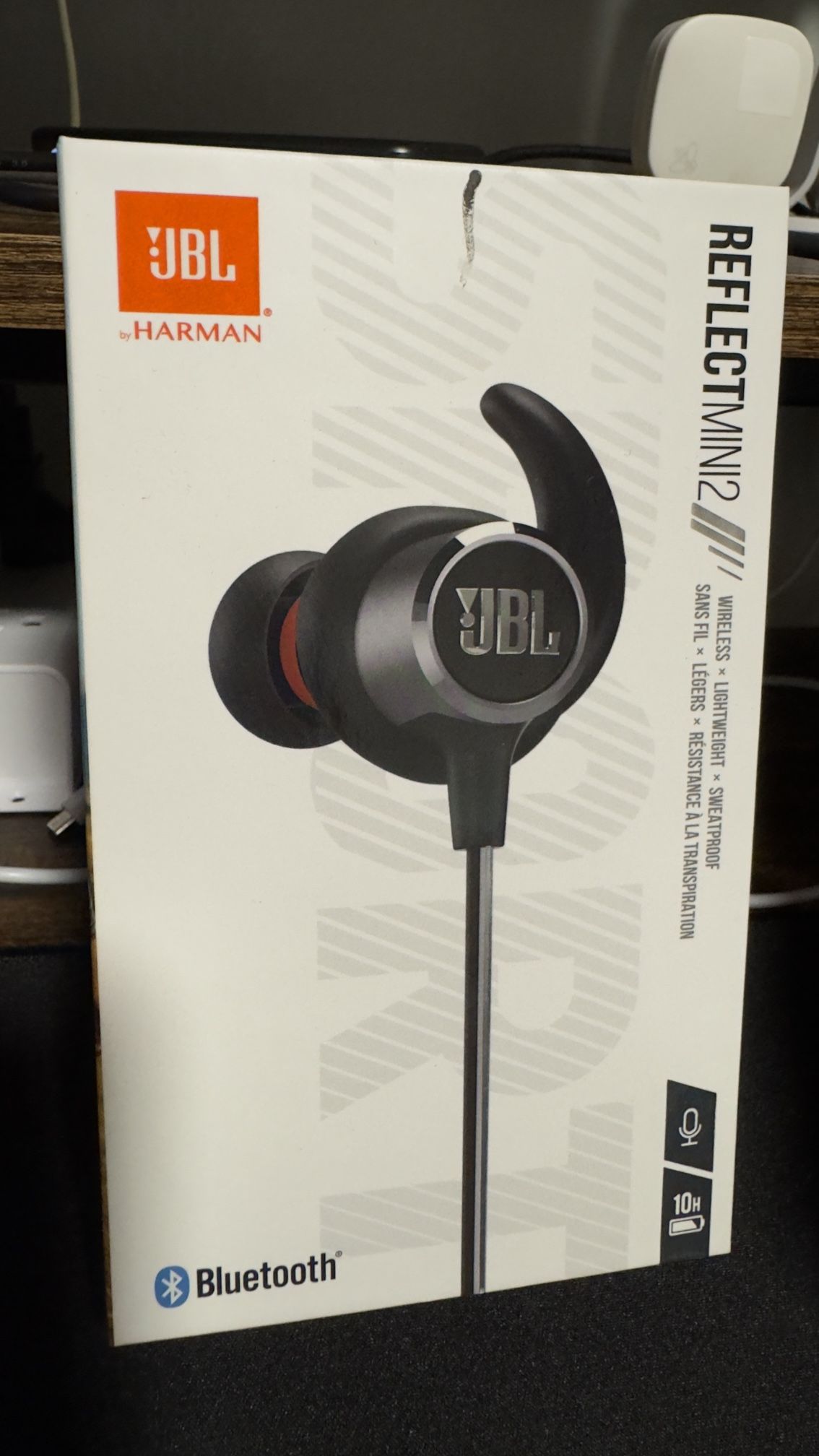 JBL Reflect Mini 2 Wireless In-Ear Sport Headphones with Three-Button Remote and Microphone