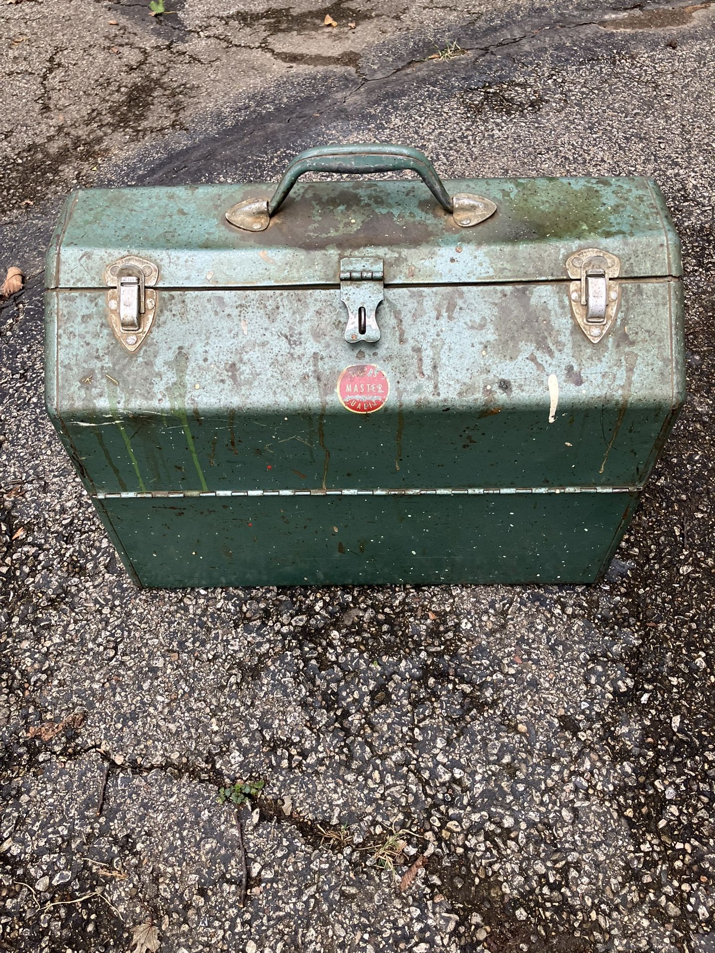 Vintage Wards Master Quality Tool Box
