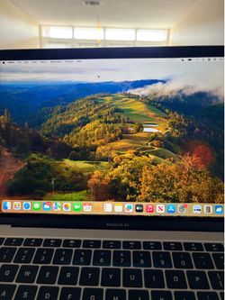 MacBook Pro 13 inch 2018 model