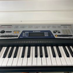Yamaha Keyboard