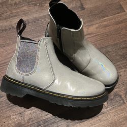 Dr Martens Boots Chelsea For Girls Size 2 