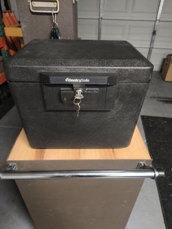 Sentry safe locking file holder / safe