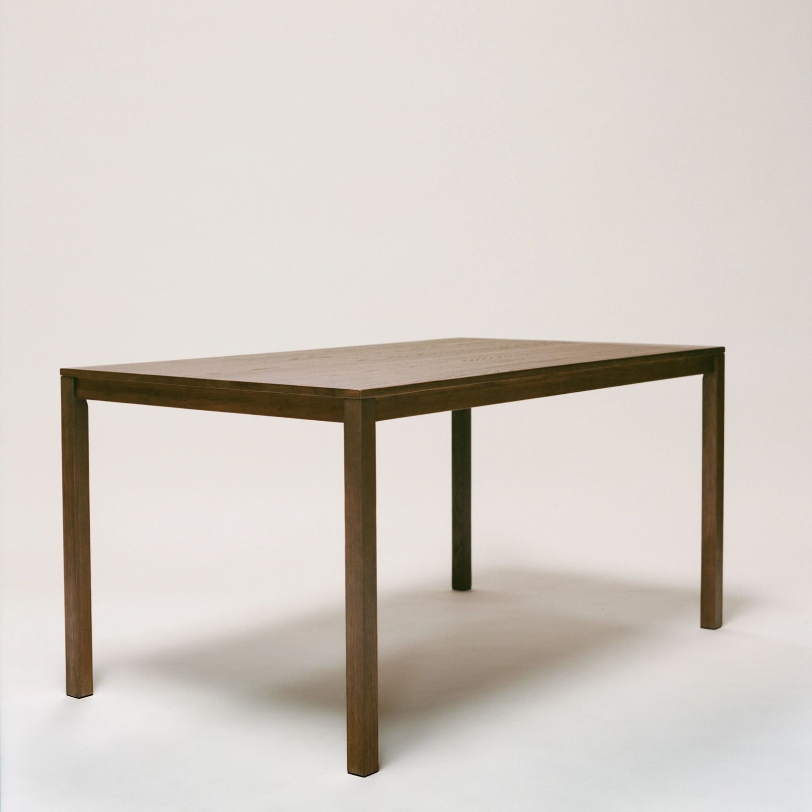 Akron Street Solid Oak Dining Table – 6 Seater