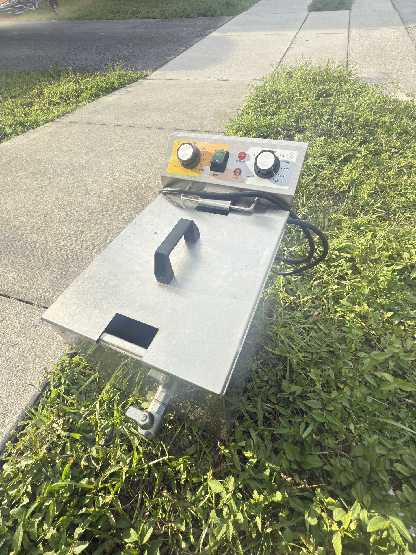 Stainless steel Electric Deep Fryer Fried Fries Maker Counter Top