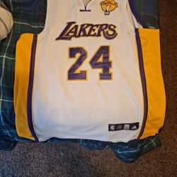 LAKERS JERSEY!!!