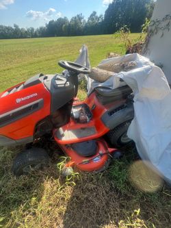 Husqvarna Riding Lawn Mower