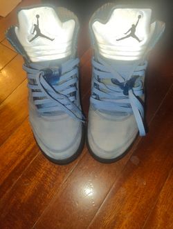 Jordan 5 UNC