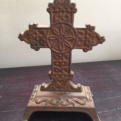 Gothic Halloween Decor Rusted Metal Cross Crucifix