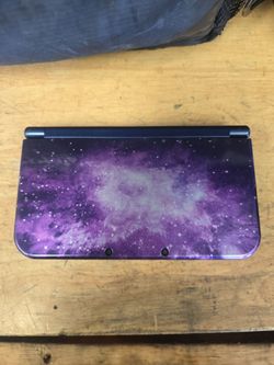 Nintendo New 3DS galaxy edition